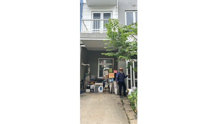 CHÍNH CHỦ CẦN BÁN GẤP TRONG THÁNG 10 DỰ ÁN NHÀ PHỐ PARK RIVERSIDE Q9